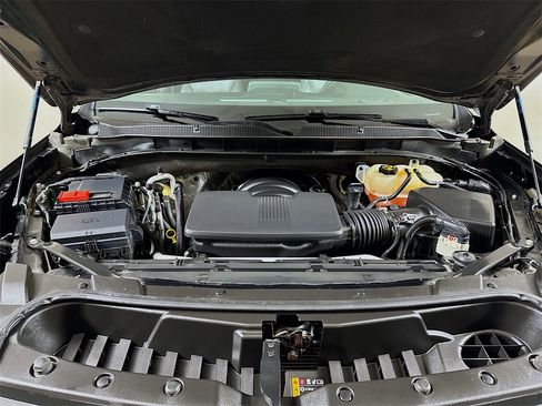 Used 2021 Chevrolet Tahoe Z71 image 30