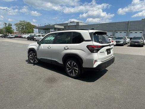 New 2026 Subaru Forester Touring AWD/4WD image 5
