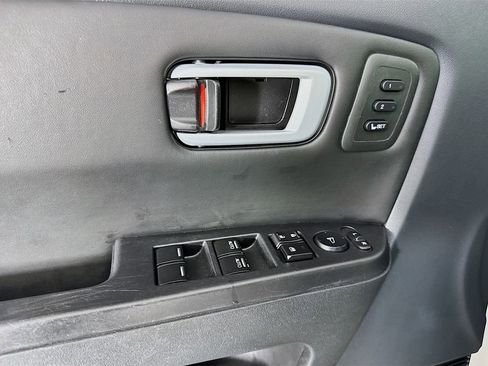 Used 2015 Honda Pilot Touring image 36