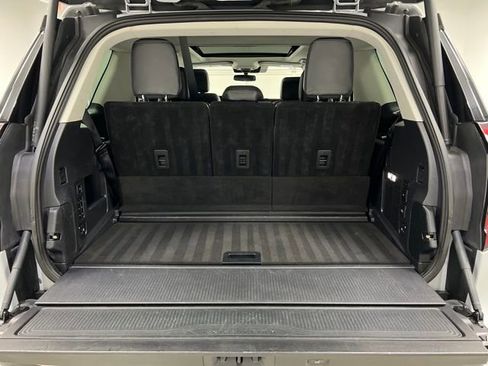 Used 2025 Ford Expedition Platinum AWD/4WD image 45
