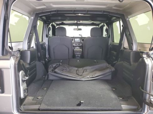 Used 2021 Jeep Wrangler Unlimited Sport image 26