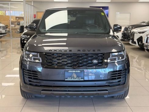 Used 2019 Land Rover Range Rover HSE AWD/4WD image 2