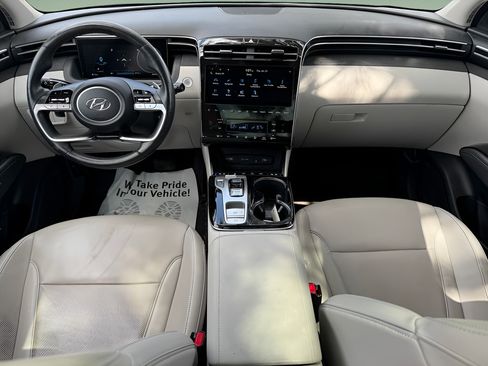 Used 2022 Hyundai Tucson Limited AWD/4WD image 17