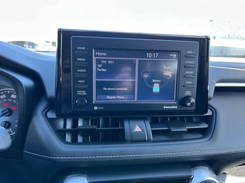 Certified 2020 Toyota RAV4 LE w/ Carpet Mat Package image 20