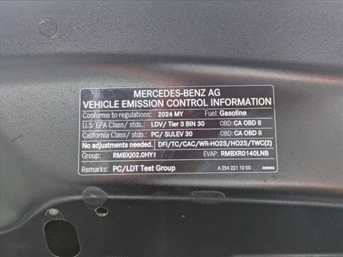 Used 2024 Mercedes-Benz GLC 300 image 24