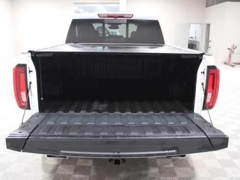 Used 2024 GMC Sierra 1500 Denali image 13