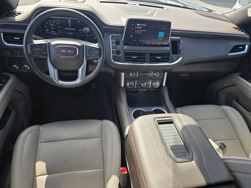 Used 2023 GMC Yukon XL SLT w/ SLT Premium Package RWD image 14