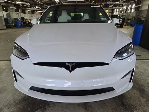 Used 2023 Tesla Model X AWD/4WD image 2