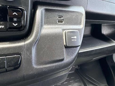 Used 2025 RAM ProMaster 2500 w/ Convenience Group FWD image 20