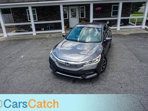 Used 2017 Honda Accord EX-L image 3