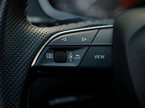 Certified 2024 Audi SQ5 Premium AWD/4WD image 32