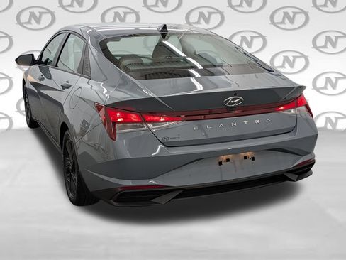 Used 2023 Hyundai Elantra SEL FWD image 28