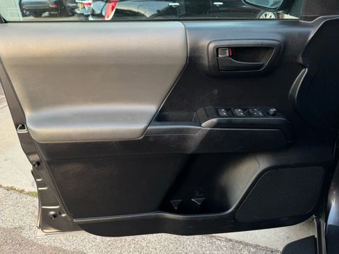 Used 2023 Toyota Tacoma SR AWD/4WD image 35