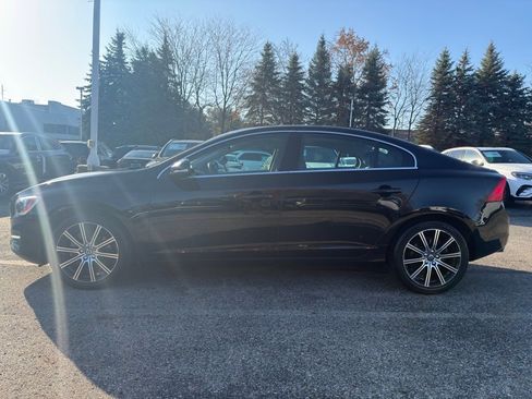 Used 2017 Volvo S60 T5 Inscription image 7