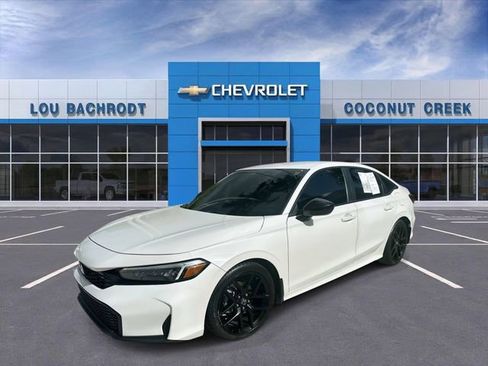 Used 2025 Honda Civic Sport image 4