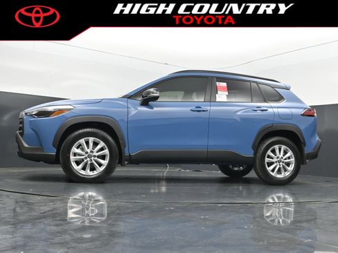 New 2026 Toyota Corolla Cross LE FWD image 36