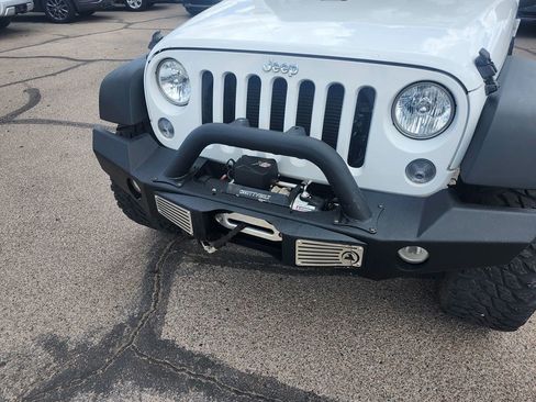 Used 2016 Jeep Wrangler Unlimited Sport AWD/4WD image 15