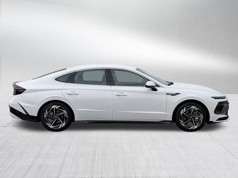 Certified 2026 Hyundai Sonata SEL AWD/4WD image 8