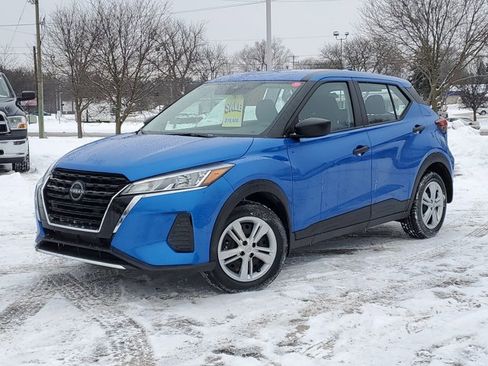 Certified 2024 Nissan Kicks S image 1