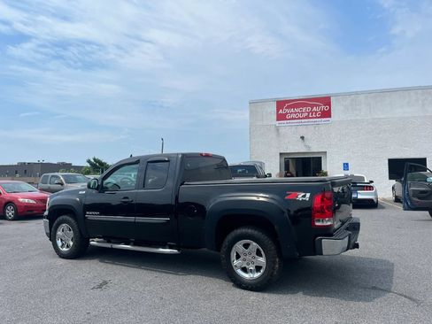 Used 2013 GMC Sierra 1500 SLT w/ All-Terrain Package AWD/4WD image 5