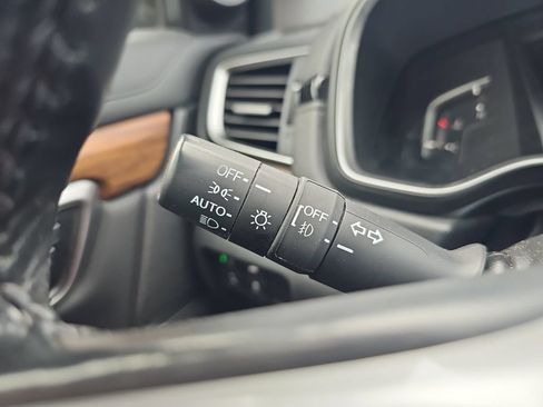 Used 2022 Honda CR-V Touring image 36