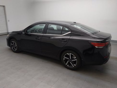Used 2024 Nissan Sentra SV FWD image 3