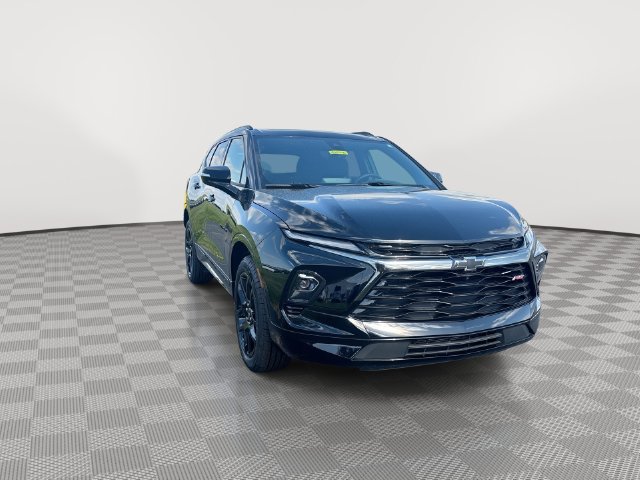 Certified 2026 Chevrolet Blazer RS w/ Driver Confidence II Package FWD image 4