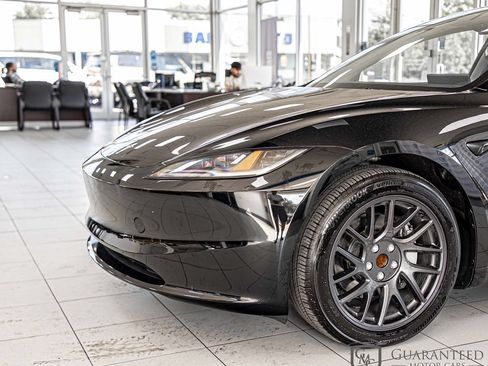 Used 2025 Tesla Model 3 Long Range RWD image 5