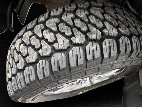 Used 2013 Ford F150 XLT w/ Luxury Equipment Group image 35