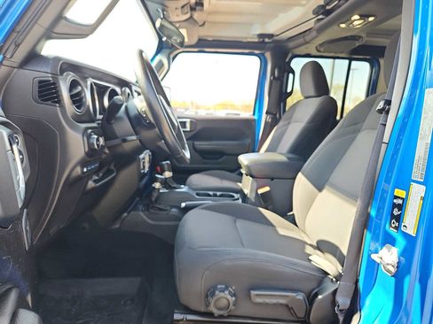 Used 2023 Jeep Wrangler Unlimited w/ Cold Weather Group AWD/4WD image 13