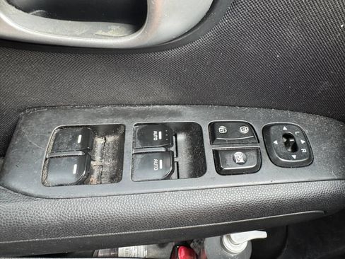 Used 2014 Kia Soul FWD image 13
