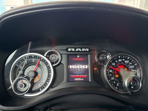 Used 2019 RAM 1500 Big Horn RWD image 23