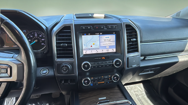 Used 2019 Ford Expedition Platinum AWD/4WD image 26