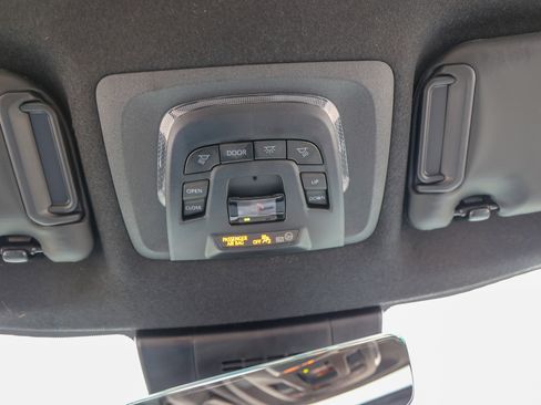 Used 2026 Toyota Corolla Cross XSE w/ Convenience Package image 26