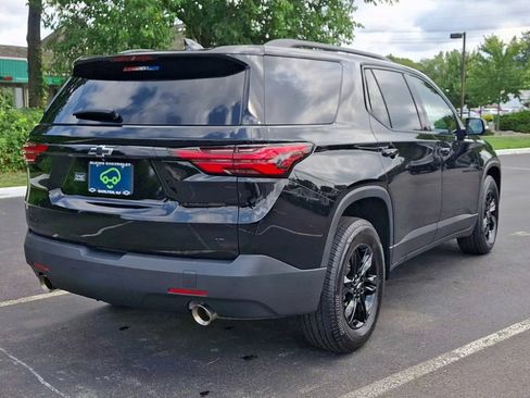 Certified 2023 Chevrolet Traverse LT FWD image 2