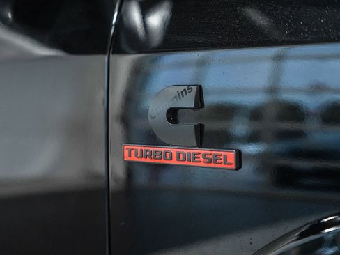 New 2026 RAM 2500 Limited AWD/4WD image 17