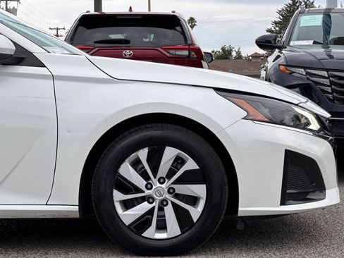 Used 2023 Nissan Altima 2.5 S image 34