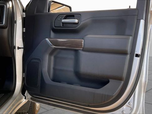 Used 2019 Chevrolet Silverado 1500 LT w/ Texas Edition AWD/4WD image 22