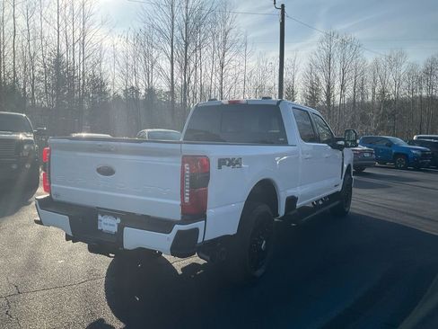 New 2026 Ford F250 Lariat w/ Black Appearance Package AWD/4WD image 5