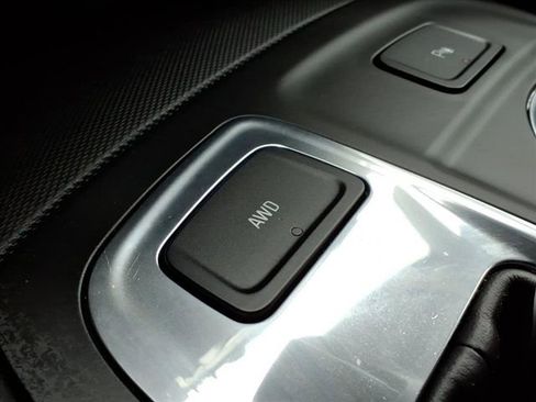 Certified 2024 Chevrolet Equinox LT image 23