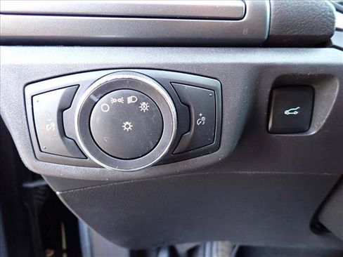 Used 2014 Ford Fusion SE FWD image 11