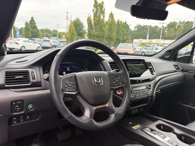 Certified 2025 Honda Passport TrailSport image 13