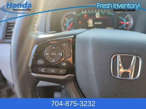 Used 2022 Honda Pilot Touring image 21