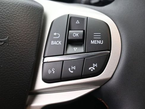 New 2026 Ford Explorer Active image 17