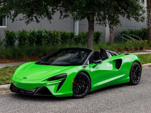 New 2026 McLaren Artura Spider RWD image 30