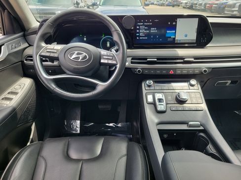 Used 2023 Hyundai Palisade Limited AWD/4WD image 16