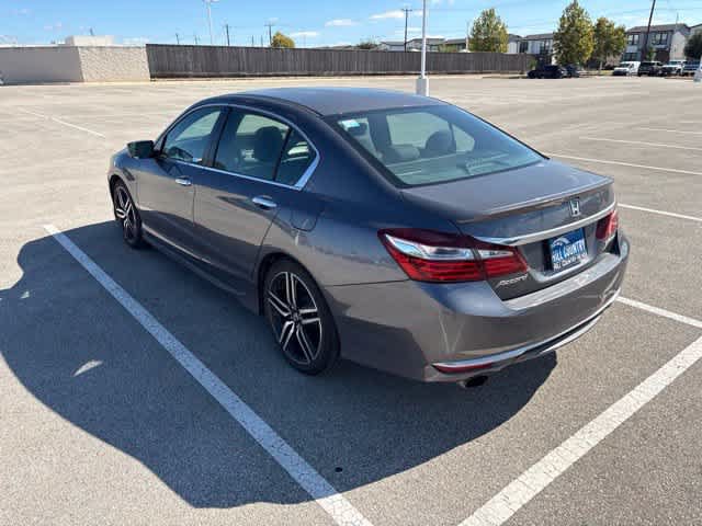 Used 2017 Honda Accord Sport image 3