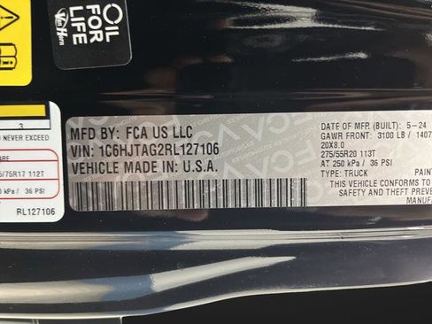 Used 2024 Jeep Gladiator Sport image 38