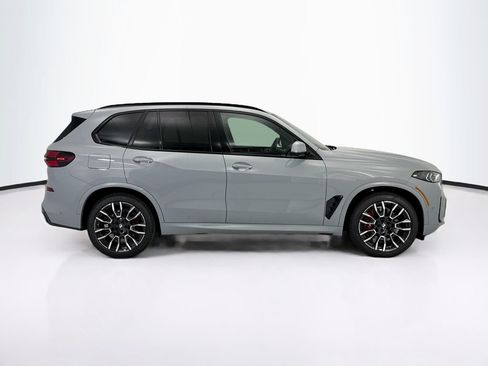 New 2026 BMW X5 xDrive40i w/ M Sport Package AWD/4WD image 4