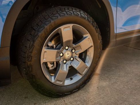 Used 2024 Honda Ridgeline TrailSport image 14